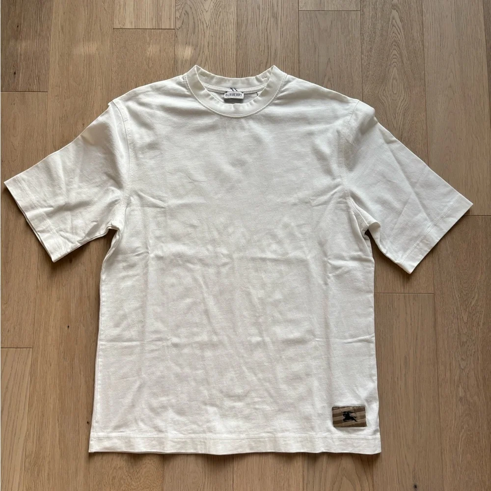 Burberry Men’s White Cotton jersey T-shirt Size Small Oversized - Picture 1 of 6